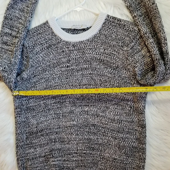 Peruna Sweater Color Black and Cream.!!. - Picture 14 of 15
